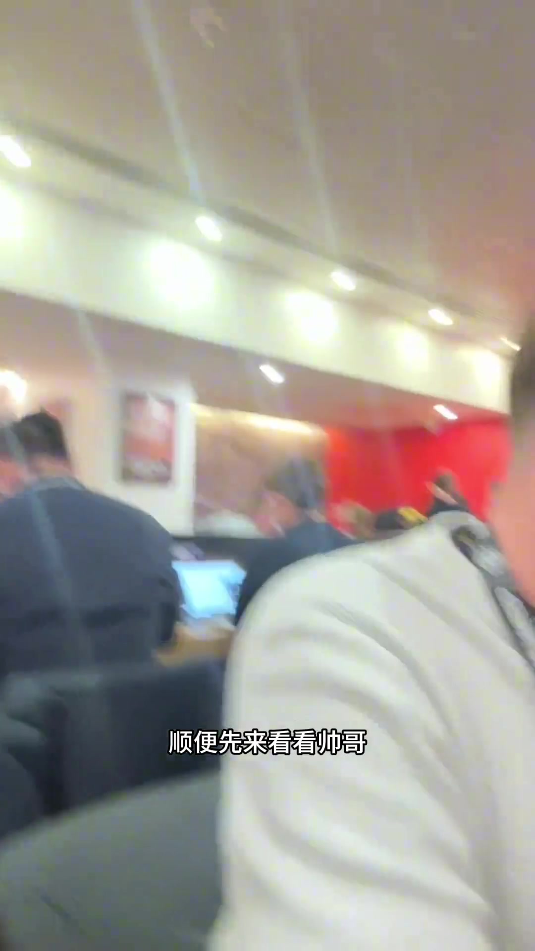 難怪桑喬不開心大老師帶你體驗曼聯食堂的伙食