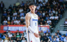 曾凡博受傷送醫，翟曉川祈愿平安。