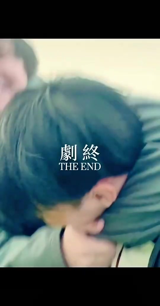 你小子真敢當(dāng)年球迷與李鐵合影時(shí)故意吹劉海