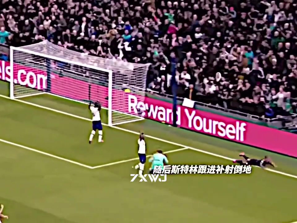 穆里尼奧名場面我就說這球沒有犯規嘛...裁判那肯定是假摔