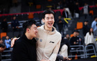 CBA前鋒合同到期，多家俱樂部爭搶，數據佳難入國家隊。
