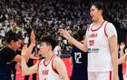 宮魯鳴：張子宇體重300斤如姚明，18歲中鋒場上一摔驚人。