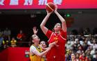 中國(guó)女籃張子宇2米26身高，天賦驚人，百年一遇。